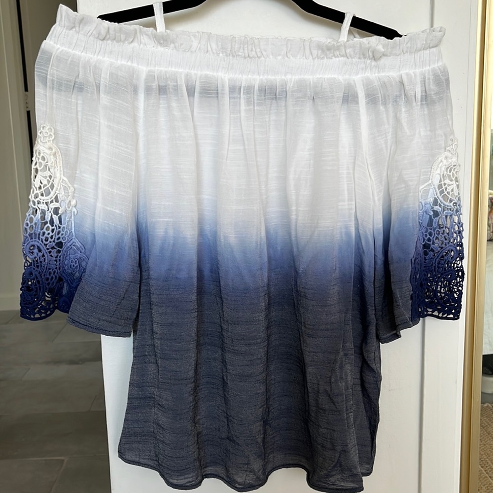 Spaghetti strap/off shoulder gradient blue top with crochet on sleeves NWOT